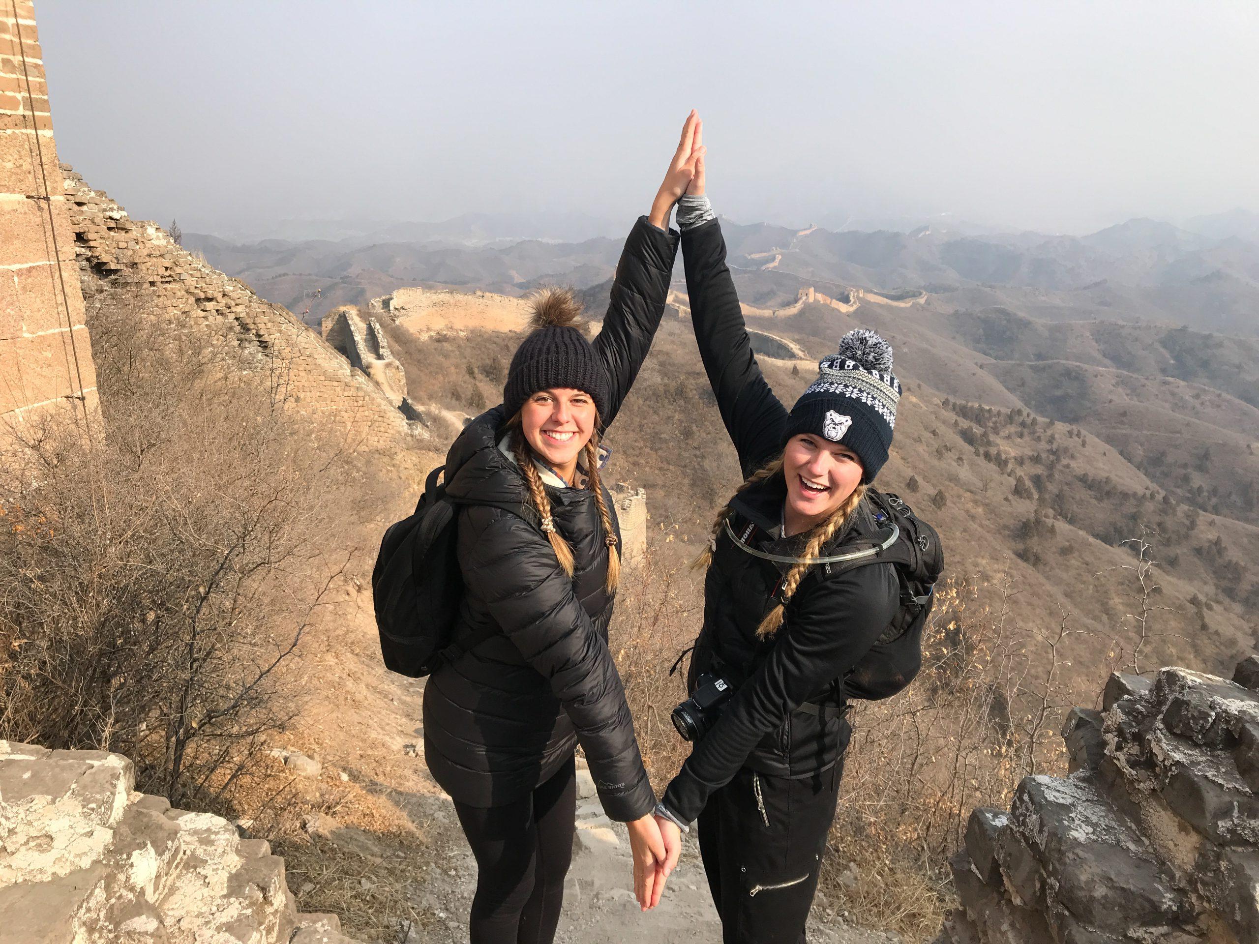 Students at the great wall of China